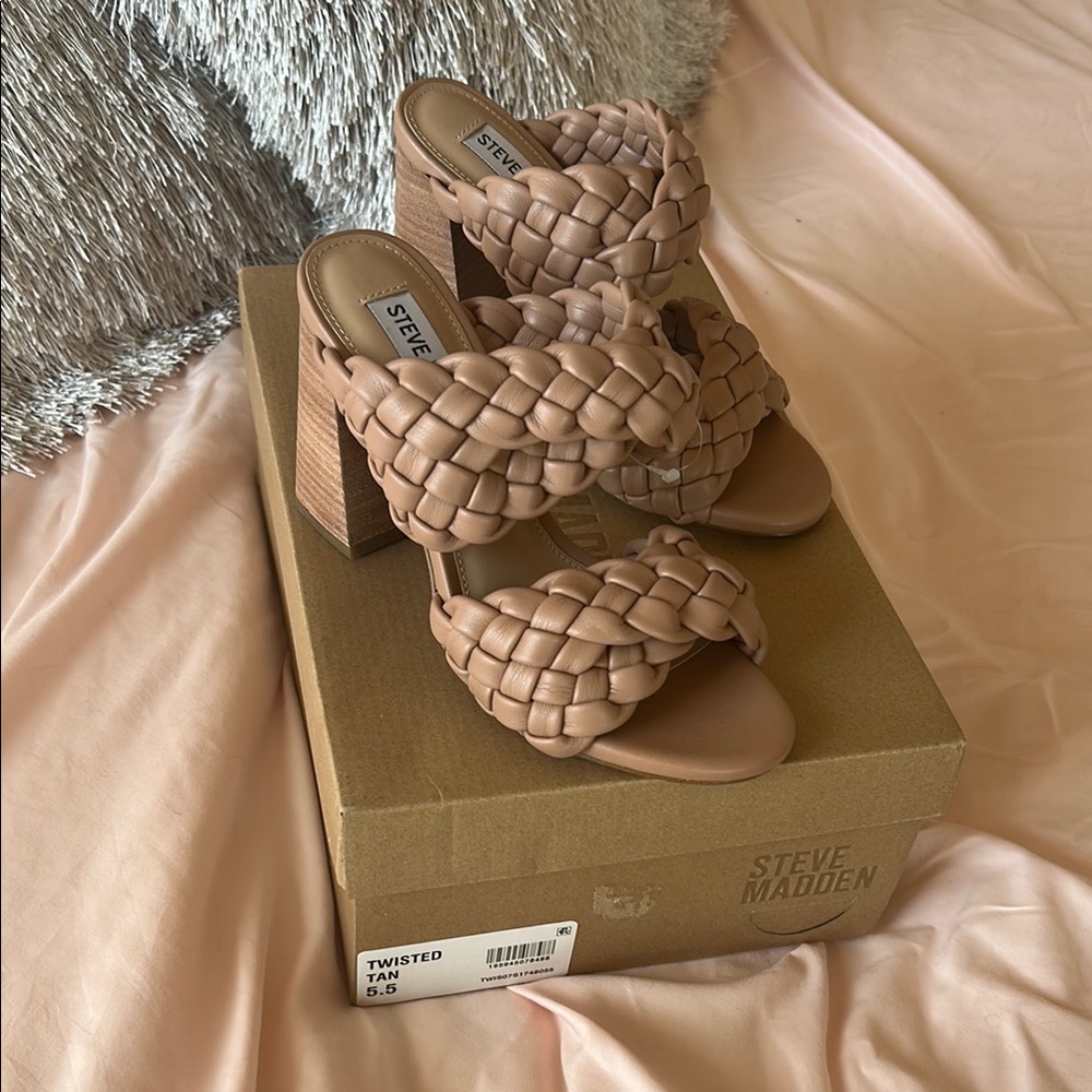 Steve Madden Women's Twisted Tan Heeled Sandals
